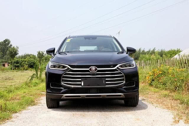 比亚迪唐燃油版2.0t自动尊悦七座多少钱?空间大不大?