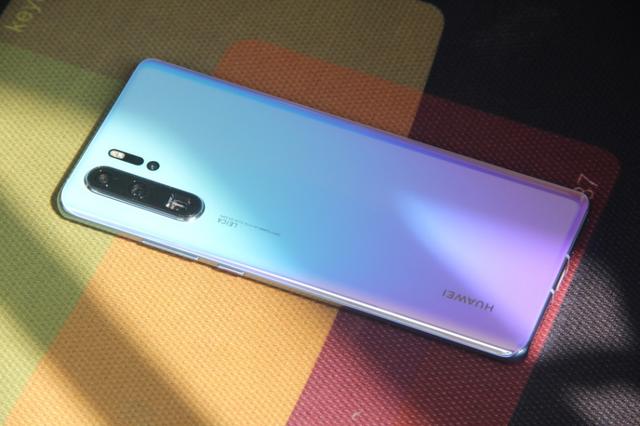 有了华为P30 Pro手机,出门再也不用″长枪短炮