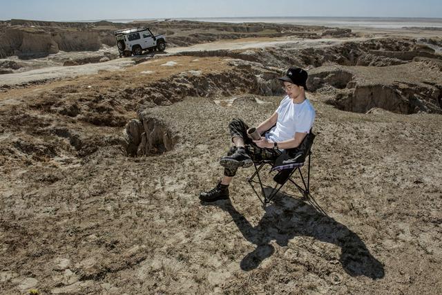 权振东:一个经过时间沉淀后学会用嗓音说话的男人