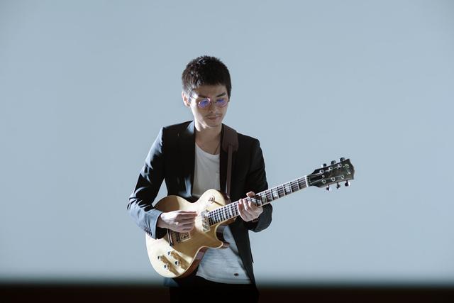 权振东:一个经过时间沉淀后学会用嗓音说话的男人