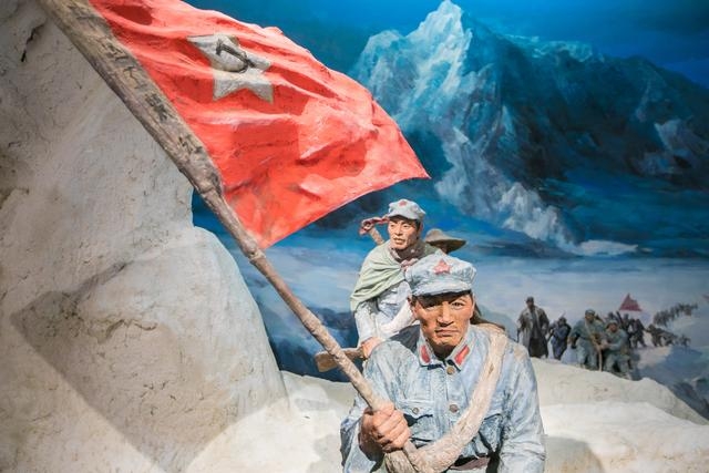 红军长征翻越最后一座山六盘山红军小道25公里再现当时场景