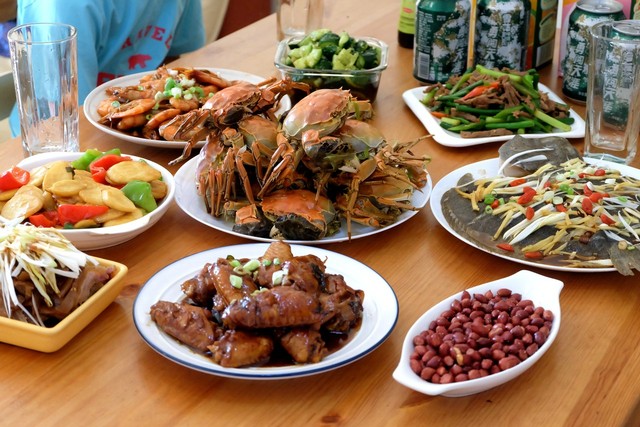 中秋佳节在家吃饭,家常菜简单做,小厨娘也能做出一桌菜!