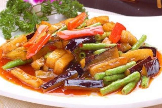 经典美食:素三鲜