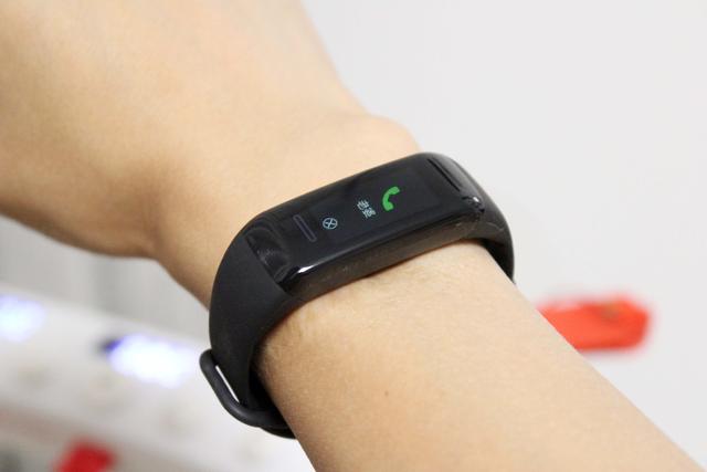乐心手环5评测小巧精致功能全带你走进无卡时代