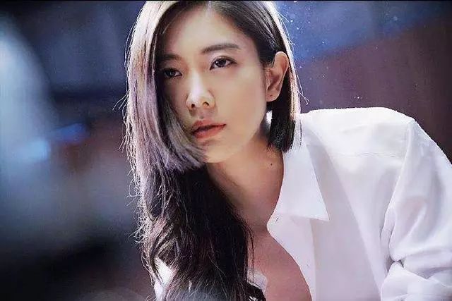 公主切发型到底有多好看?杨蓉俏皮显嫩,张韶