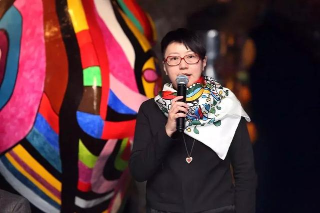 人民艺术| 二十世纪传奇女艺术家妮基·圣法勒及她的花园奇境