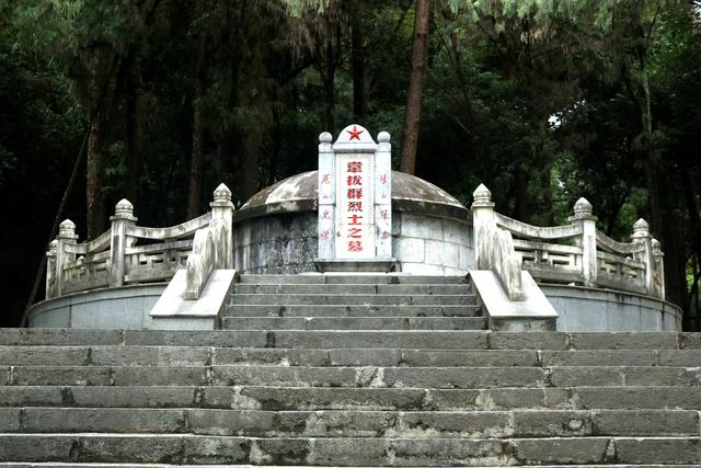 红色东兰韦拔群纪念馆