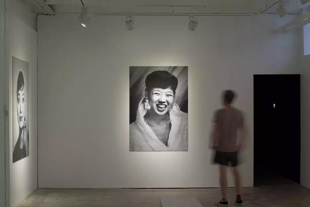 在故宫修文物,私下却爱"伪造"历史|无处不在|90后|刘思麟_新浪新闻