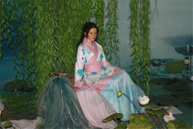 西施容貌复原专家看着蜡像有点蒙这和想象中差距有点大啊