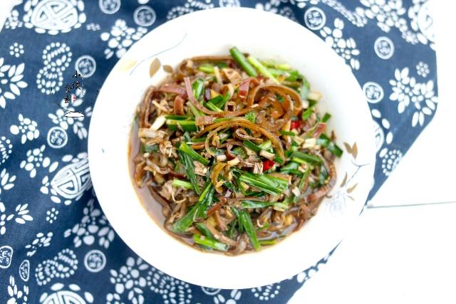 它是药也是菜,身体虚弱精力差人要常吃,增强抵抗力,少生病!