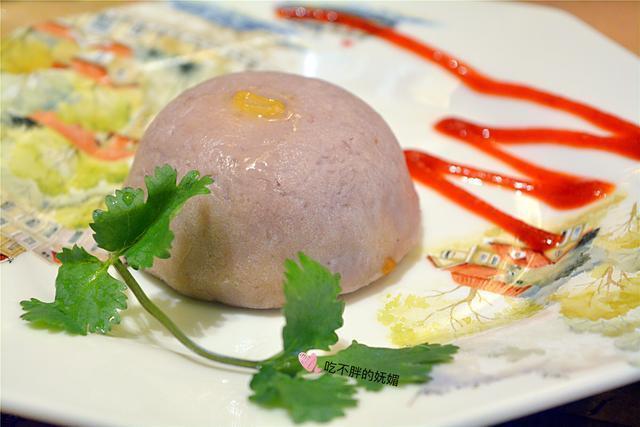 跟着锋味地图,来地道赞吃芋包,真的能吃出恋爱的感觉!