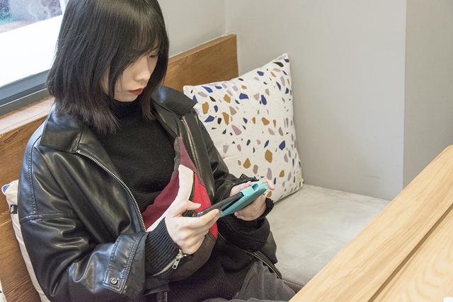 女朋友玩游戏手残,却称它是游戏党的福音——北通g1手柄体验