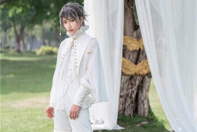 受尽"白眼"的lo汉,在洛丽塔圈子里是一个什么样的存在?