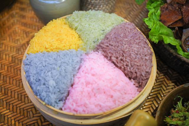 傈僳族纯原生态无污染的特色美食,挑逗着每一个来此的游客的味蕾,地道