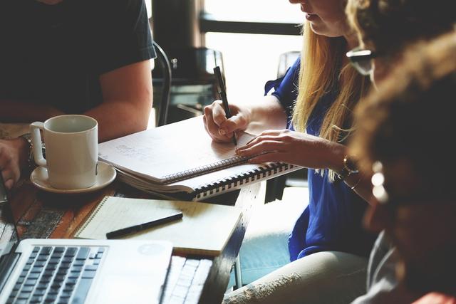用这4个模板向领导汇报工作,才能避免流水账,得到公司重用