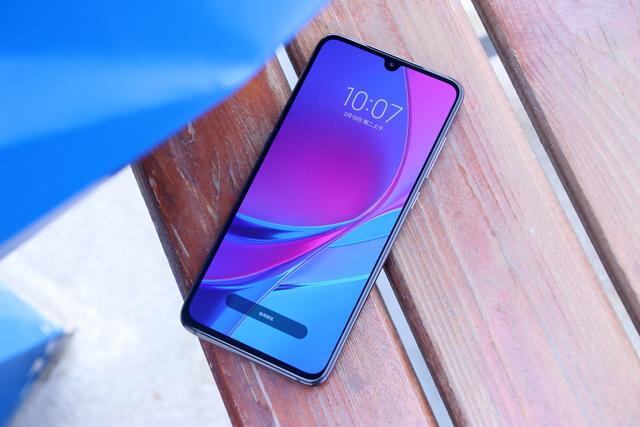 一篇文读懂小米9性能强悍价格上涨