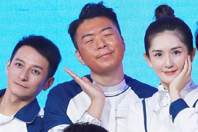 杜海涛演完包拯没卸妆,被何炅调侃比自己还黑,又黑又红又圆润!