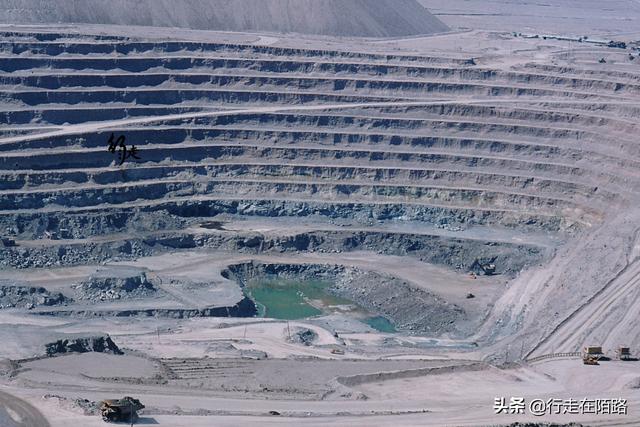 露天矿坑形成原因 文明7矿坑战略价值
