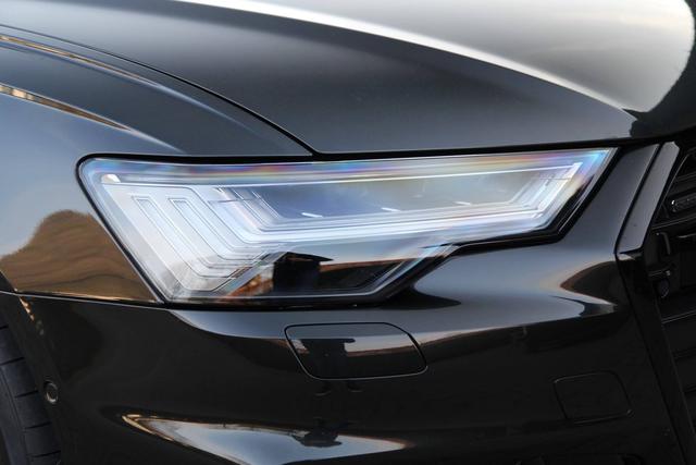 实拍|全新奥迪a6,全黑外观质感满满,前大灯是败笔?