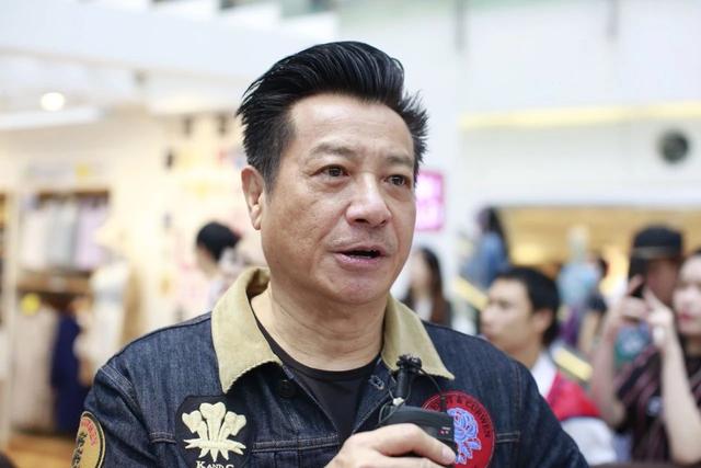 71岁tvb老戏骨新剧扮演警务处处长人气急升