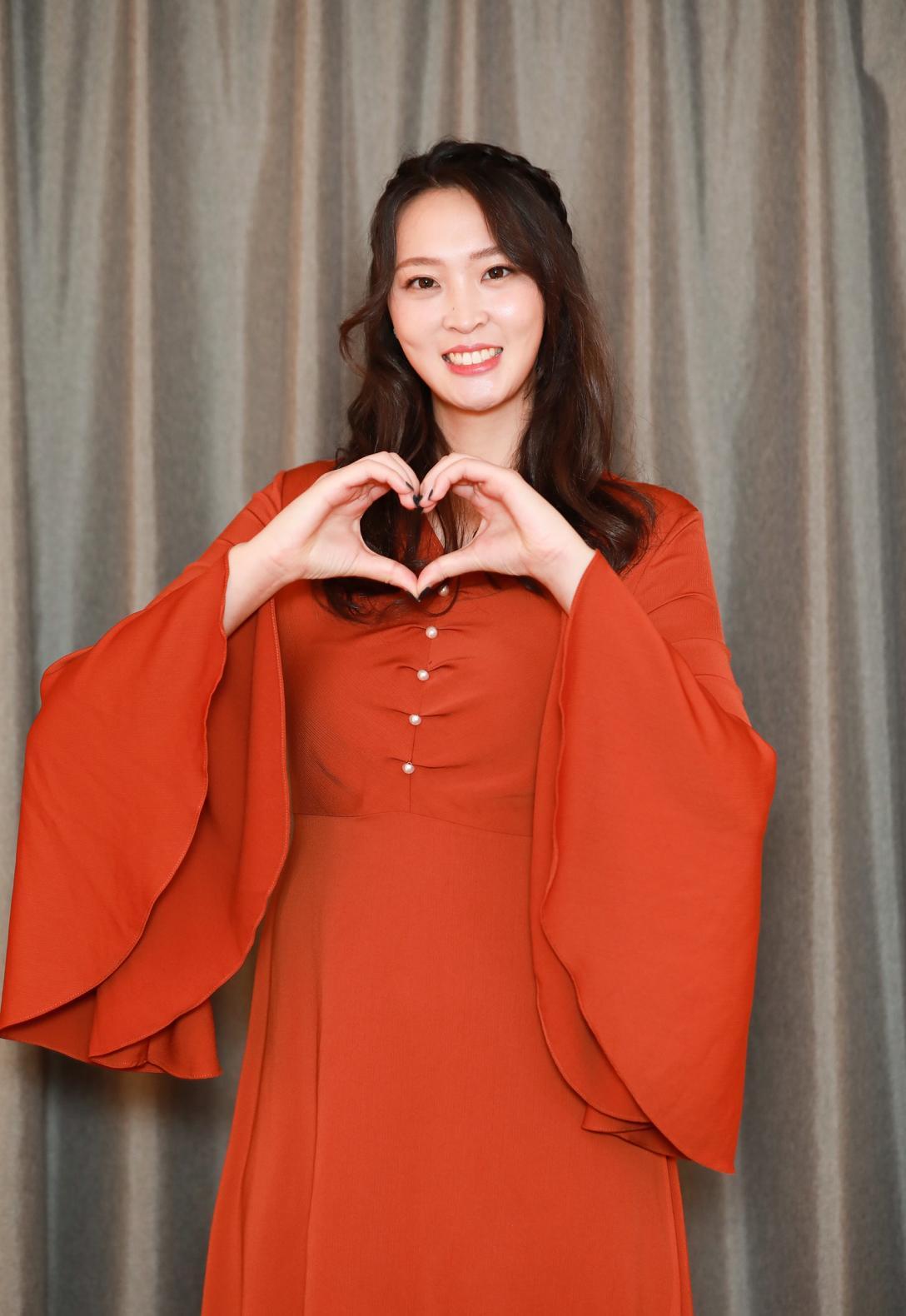 惠若琪新形象曝光!1米92女排仙子穿旗袍,宛若一条美人鱼