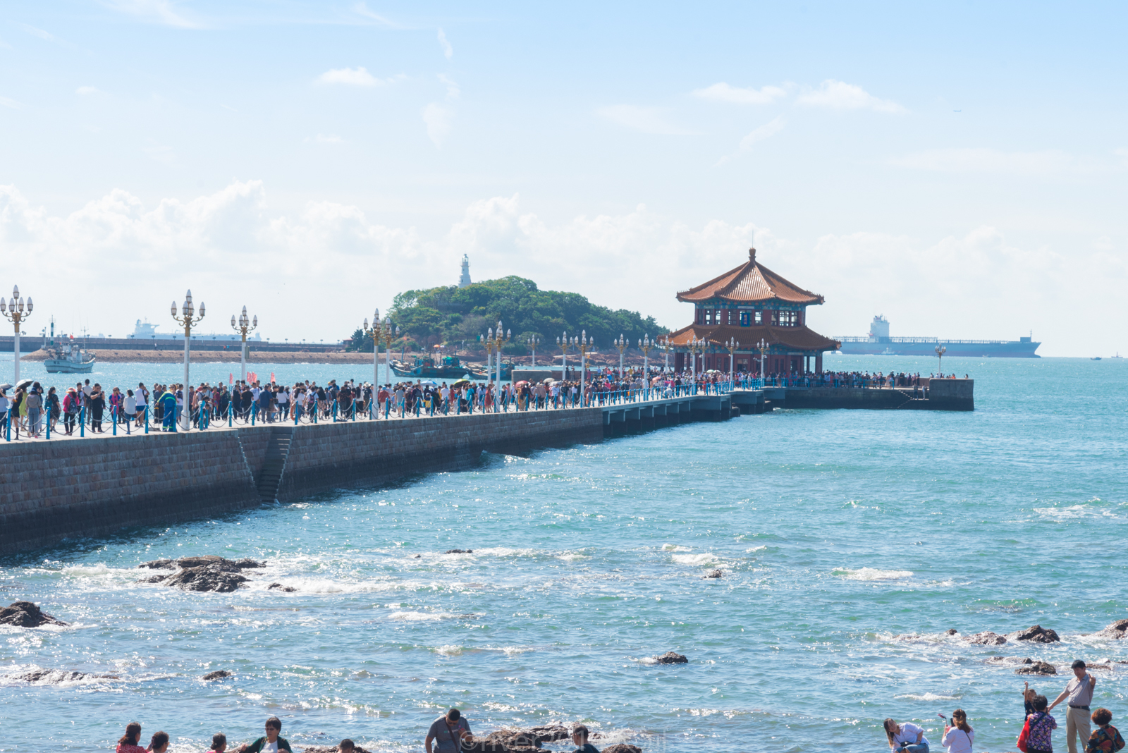 青岛最早的码头有126年历史已成为著名旅游景点