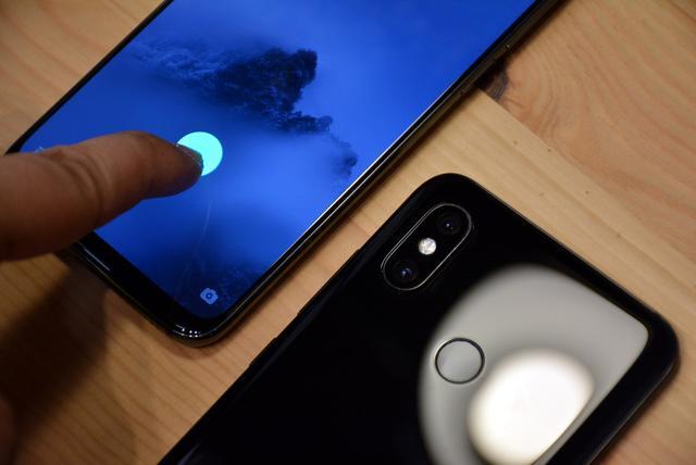 心疼刚降价的小米8!屏下指纹的魅族16更值