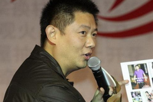 吴兵的老婆是何琳,她是个很有名气的演员,虽然她出演的都是一些配角