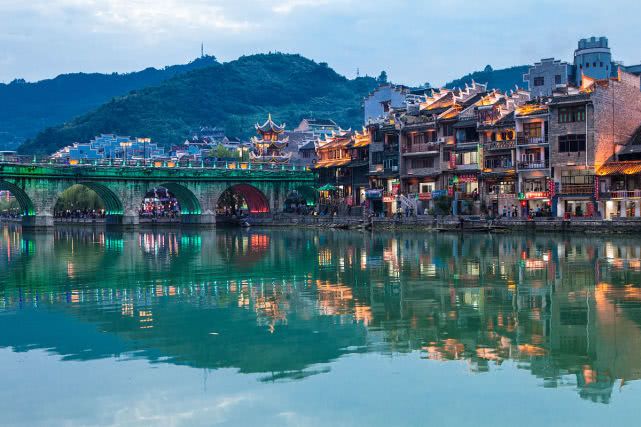 中国旅游业最牛的省,一年接待7亿游客,旅游收入不比云南差!