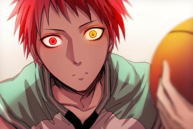 初心在洛山一战时,火神和黑子之间的绝对默契,破解了赤司的天帝之眼