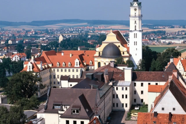 德国临阵反悔?华为5G签约6300亿大单无望,任