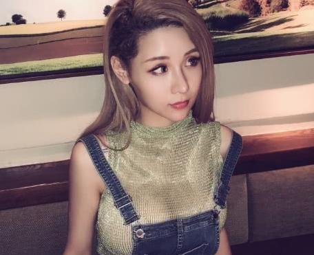 最美吃鸡主播米兰圈粉无数不仅技术好还得到球王称号