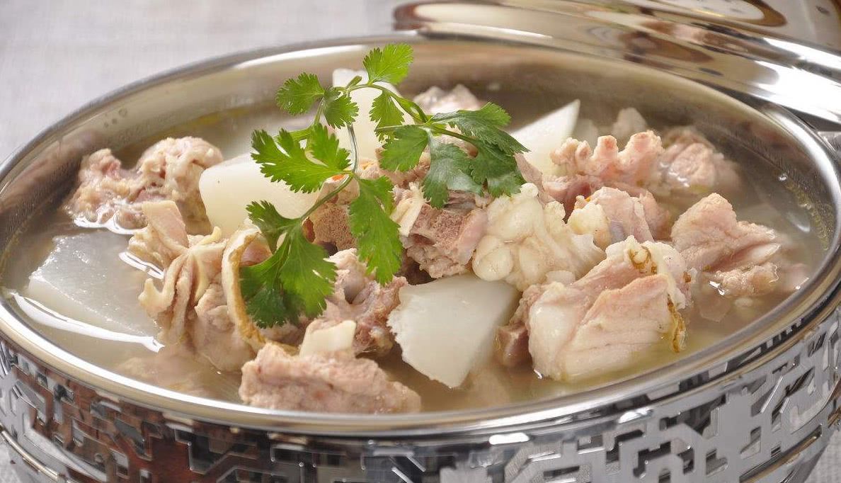 掌握3个技巧,羊肉不膻,方法看一遍就能学会|羊肉|炖羊肉|羊肉汤_新浪