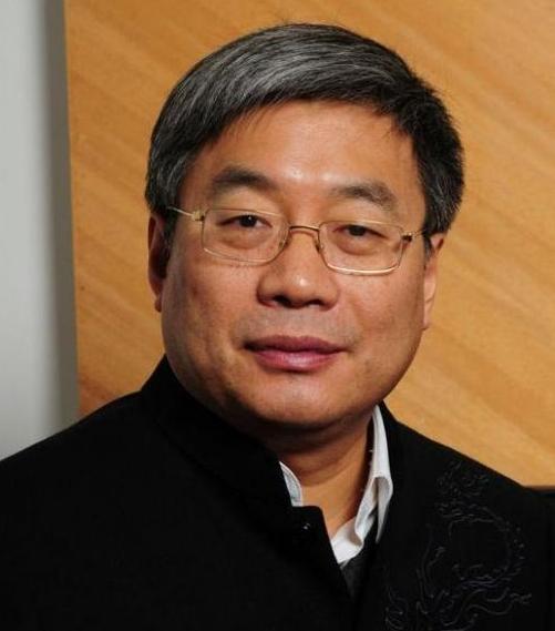 普通人对古董之类的东西也不是很懂,加上人们的生活渐渐步入小康|朱云