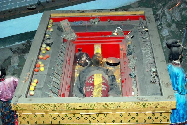 高科技把秦始皇陵内部探了个明白地宫墓室是否在下面