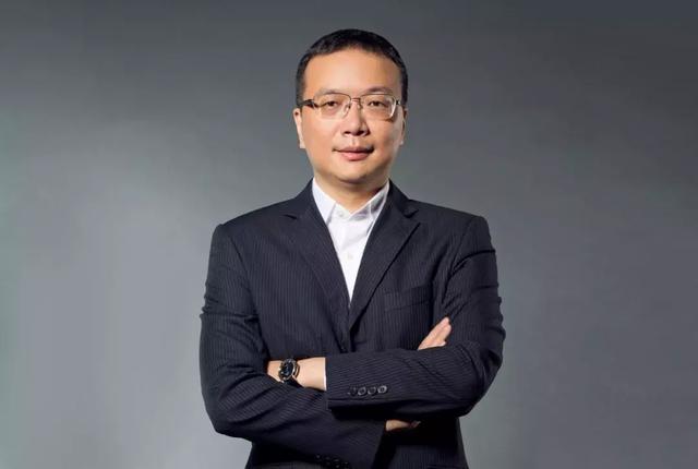 《21cbr》记者专访了每日优鲜联合创始人,总裁曾斌,他分享了每日优鲜
