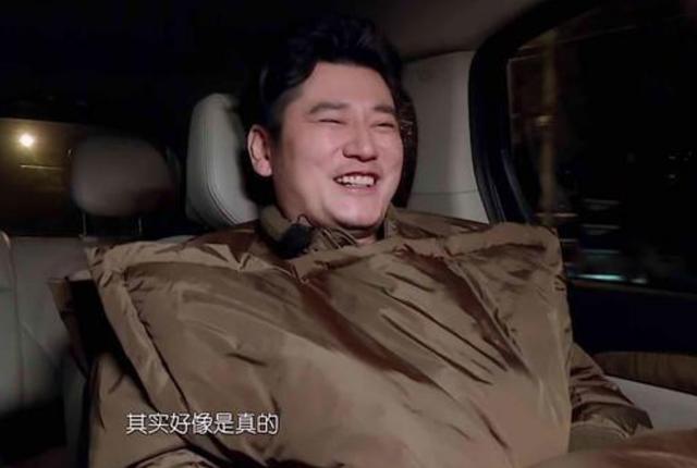 袁姗姗说完这段话,钱枫脸色都变了,强装镇定的样子太尴尬