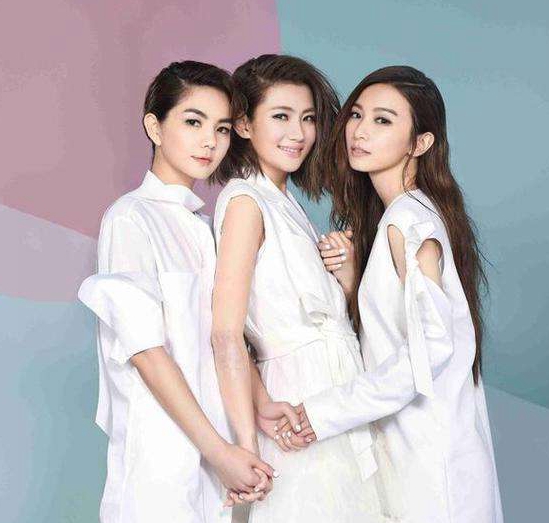 she纪念17周年,任家萱自爆边看边哭