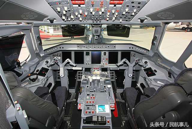 海尔维航空e190飞机驾驶舱特别声明:以上文章内容仅代表作者本人观点