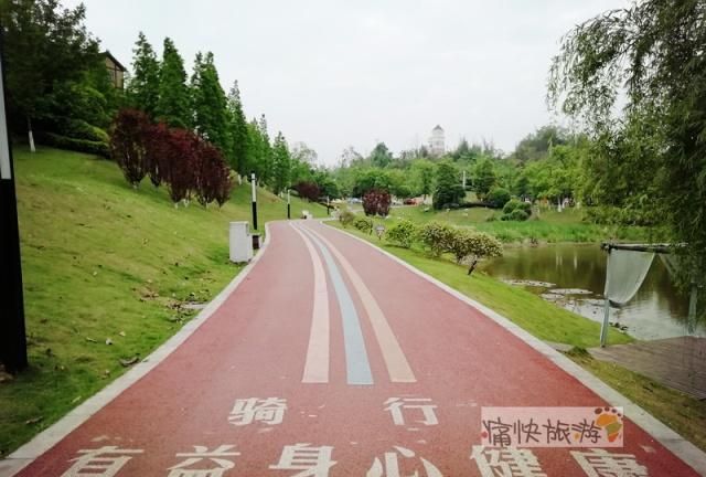 自号:痛快的文化苦旅燊海湖公园为自贡卧龙湖生态湿地的上湖区商