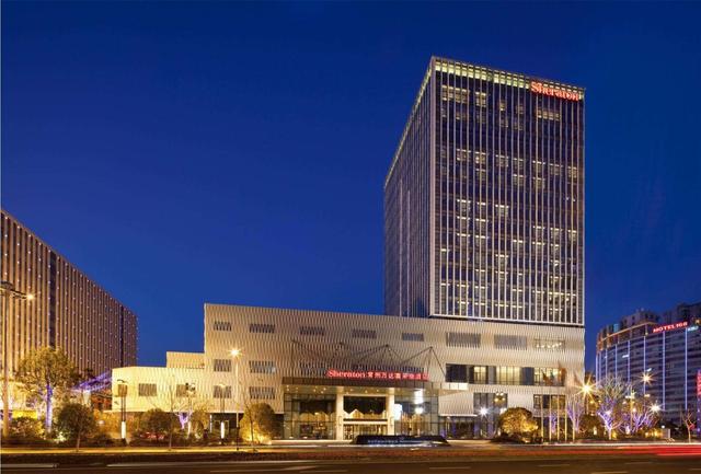 万达继续大甩卖27亿出清保险15月减债2158亿负债还有多少