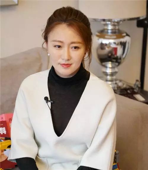 潘长江女儿大变样,看潘阳这12年的容貌变化!