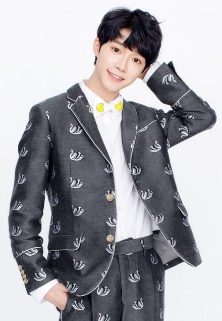 陆定昊 - 求真百科