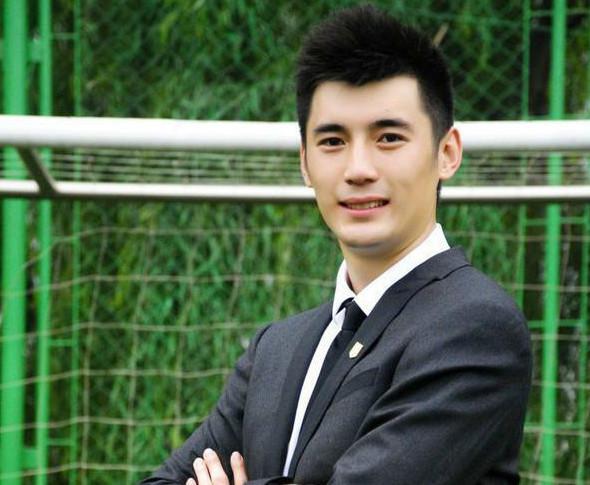 最帅国门犹如衰神附体,身价惨跌1700万,努力上进却屡遭打击