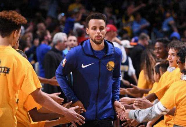 nba球员出场顺序如何安排?主客场待遇不同,阿杜排库里后面!