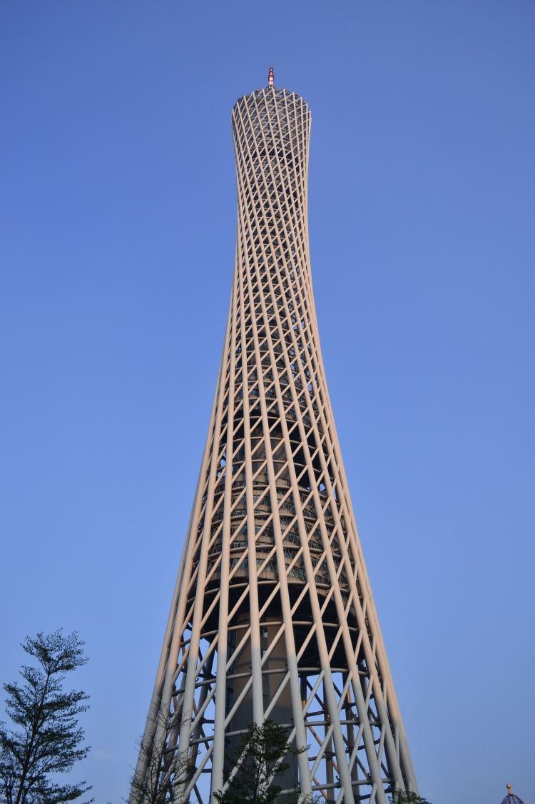 广州小蛮腰,一个不去会后悔的地方,十分适合情侣一起去玩