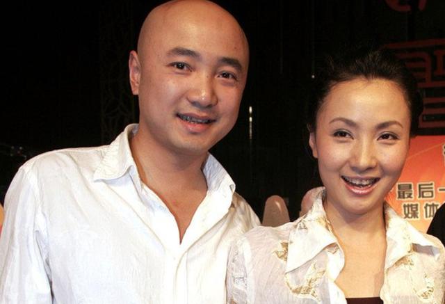 徐峥开餐车为妻子庆生,系红围裙喜感十足,却被一旁沙溢抢镜!