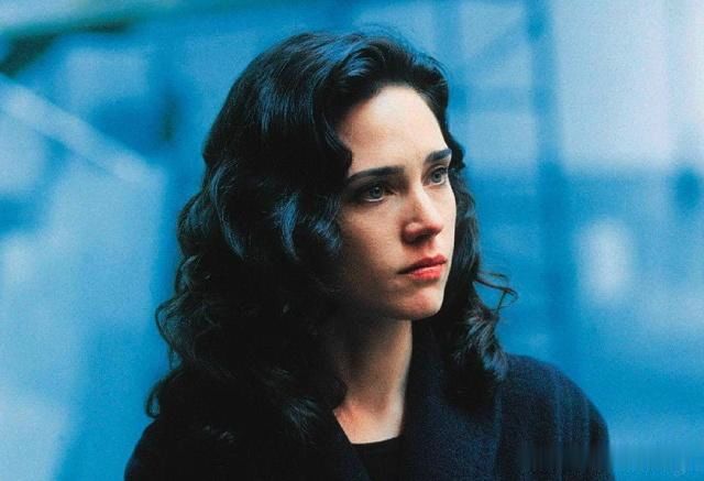 詹妮弗康纳利阿丽塔战斗天使的机甲师绮莲为舞台而生