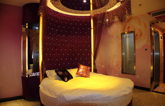 为什么酒店会给情侣提供大圆床?有什么好处!你知道吗?