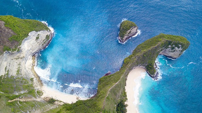 航拍巴厘岛新晋网红景点,美到难以置信,老外扎堆中国游客却很少